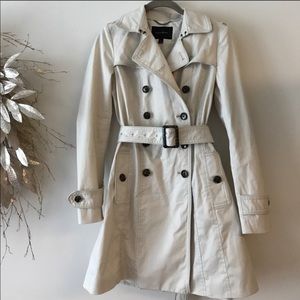 Trench coat